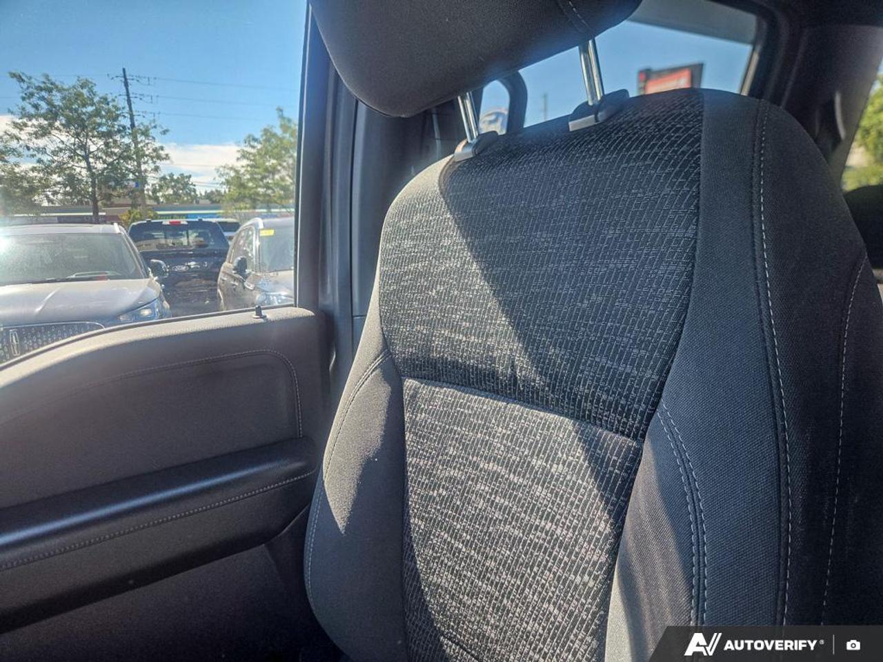 2023 Ford F-150 XLT LOW KM'S | 18 BLACK WHEELS | OFF LEASE! Photo