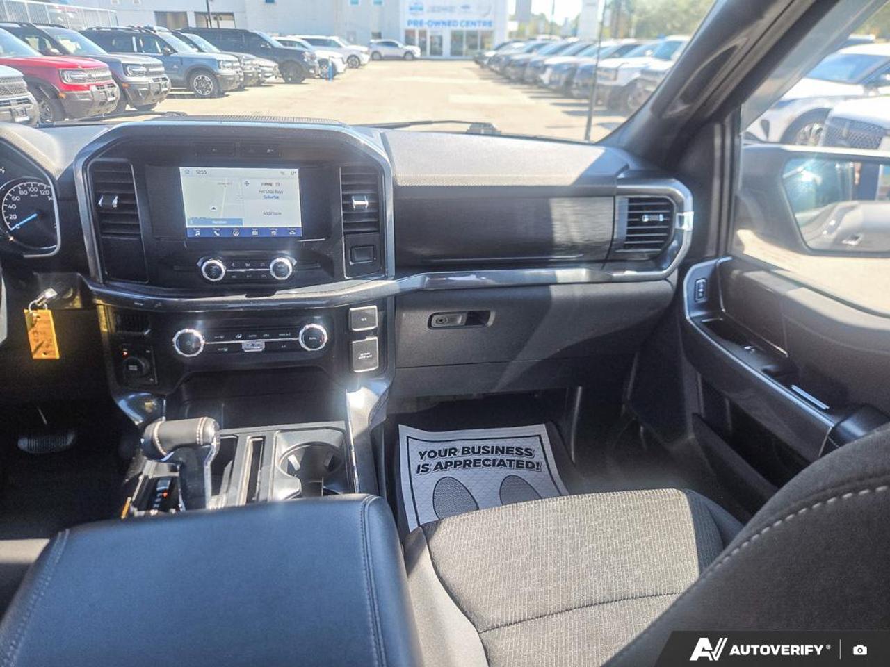 2023 Ford F-150 XLT LOW KM'S | 18 BLACK WHEELS | OFF LEASE! Photo
