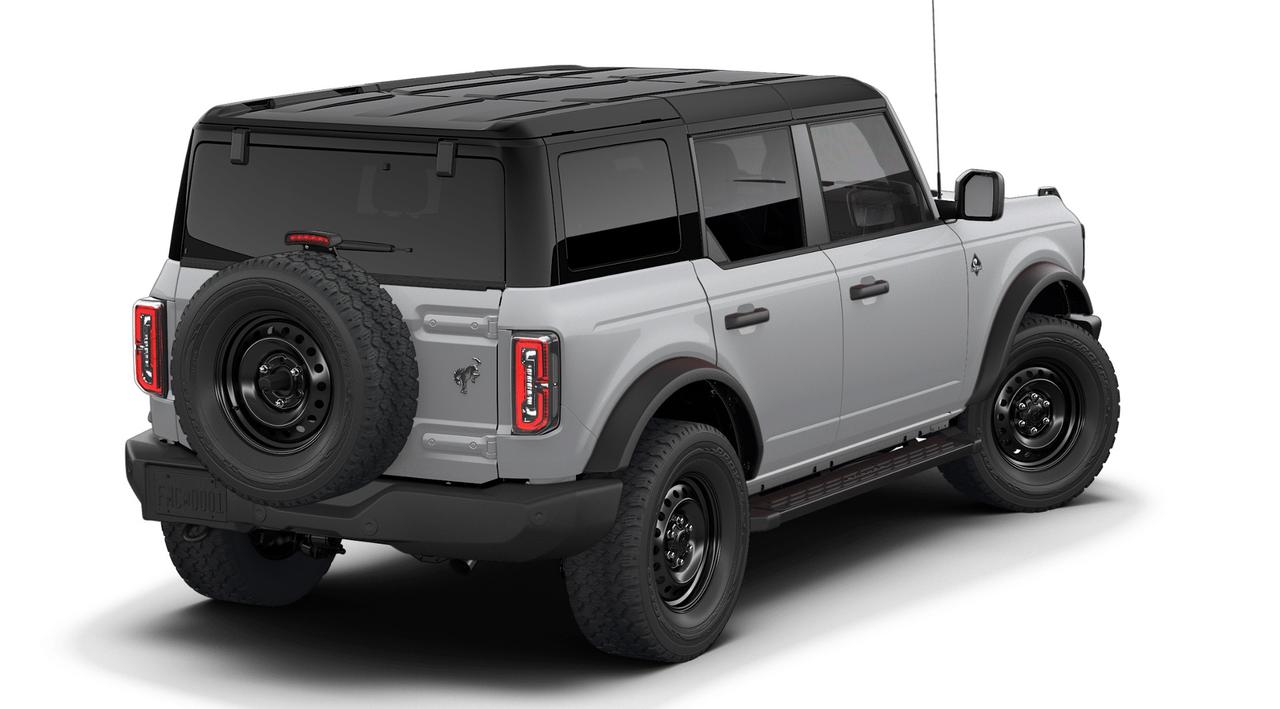 2026 Ford Bronco Outer Banks Photo5