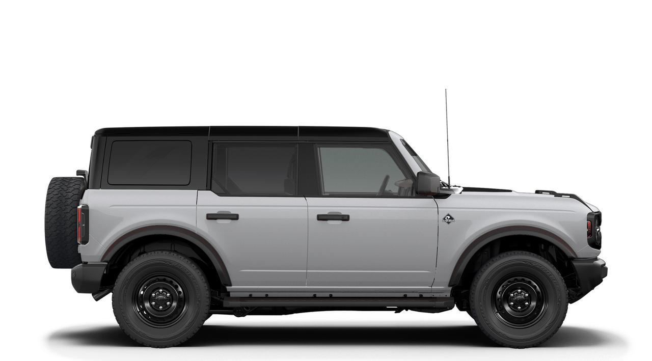 2026 Ford Bronco Outer Banks Photo4