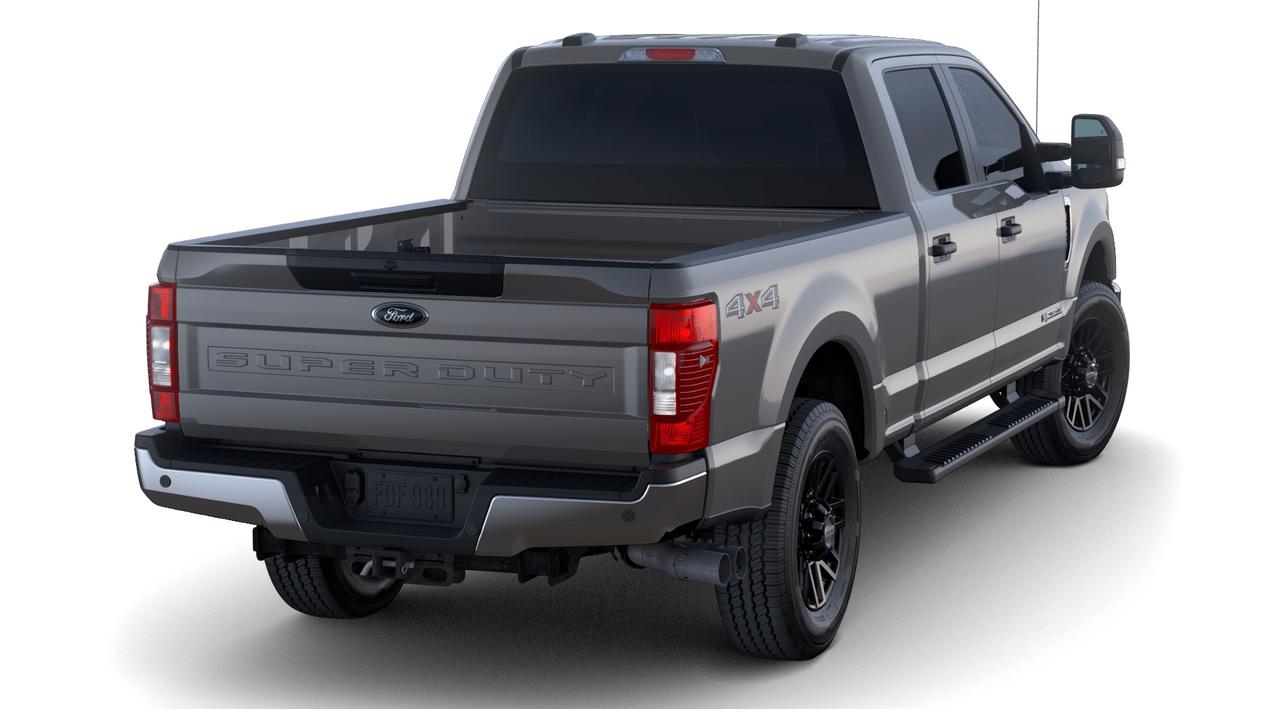 2022 Ford F-250 Super Duty SRW XLT 4WD CREW CAB 6.75' BOX Photo2