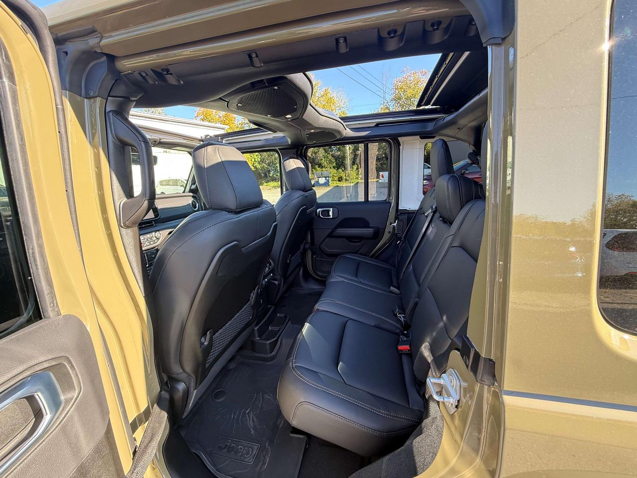 2027 Jeep Wrangler Sahara 4 Door 4X4 - One Touch Power Top! Photo