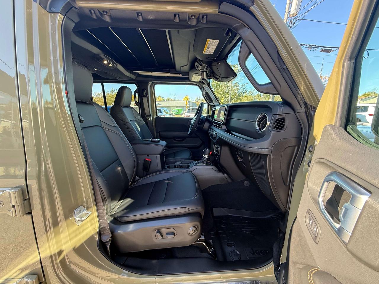 2027 Jeep Wrangler Sahara 4 Door 4X4 - One Touch Power Top! Photo