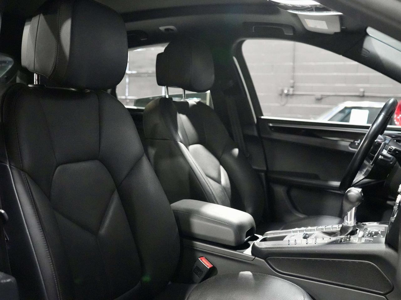 2020 Porsche Macan S|BOSE|PANO|DRIVER ASSIST| Photo