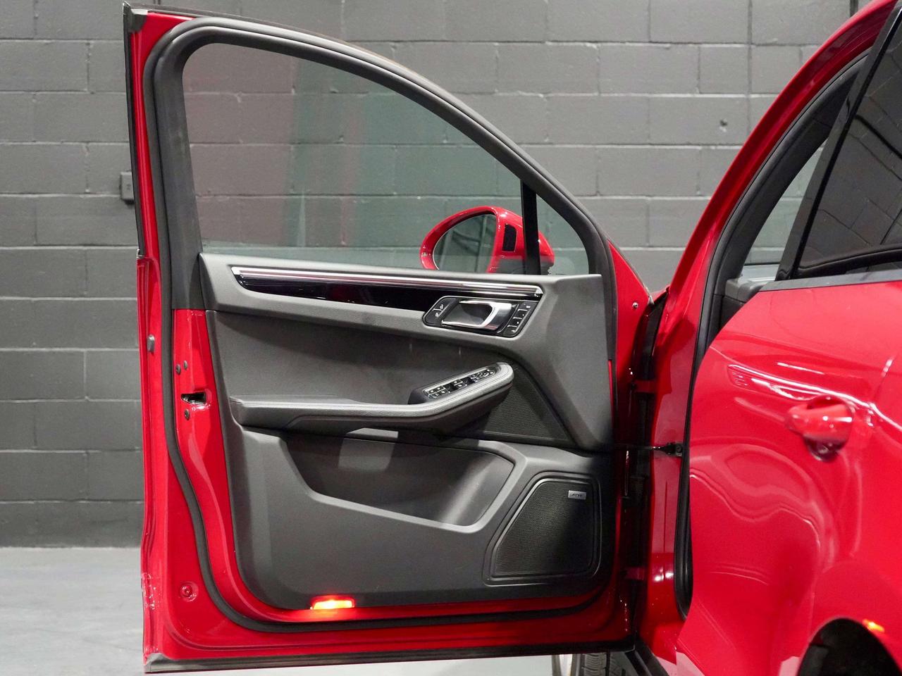 2020 Porsche Macan S|BOSE|PANO|DRIVER ASSIST| Photo