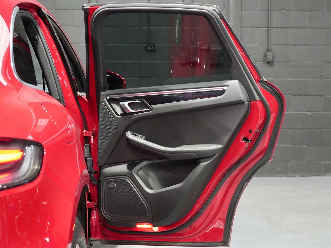 2020 Porsche Macan S|BOSE|PANO|DRIVER ASSIST| Photo