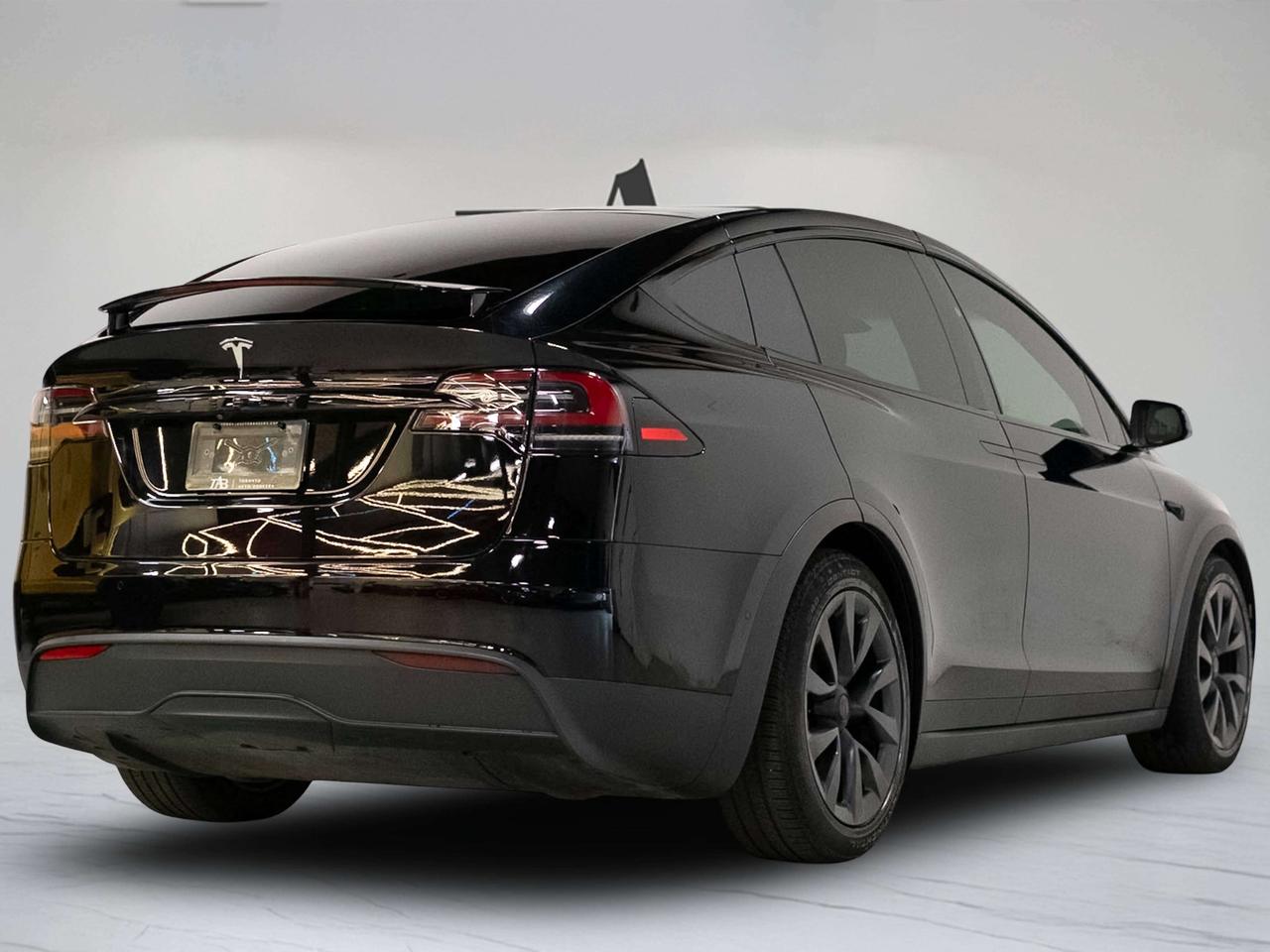 2023 Tesla Model X 7 PASS | YOKE STEERING | 20 IN Photo