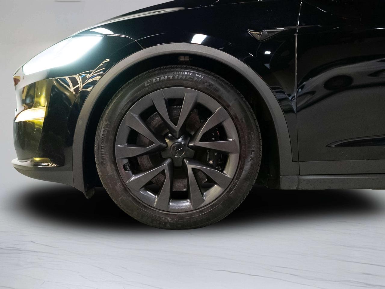 2023 Tesla Model X 7 PASS | YOKE STEERING | 20 IN Photo