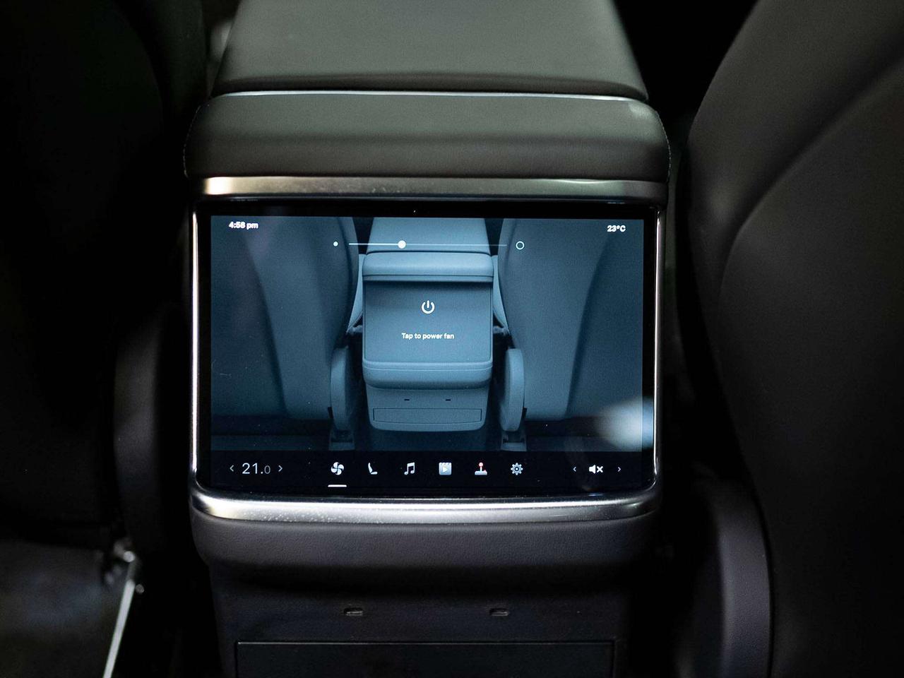 2023 Tesla Model X 7 PASS | YOKE STEERING | 20 IN Photo