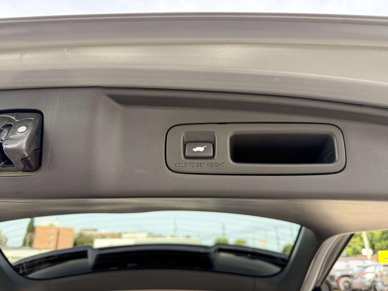 2026 Honda CR-V Touring | NAVIGATION | SUNROOF | BOSE AUDIO | Photo