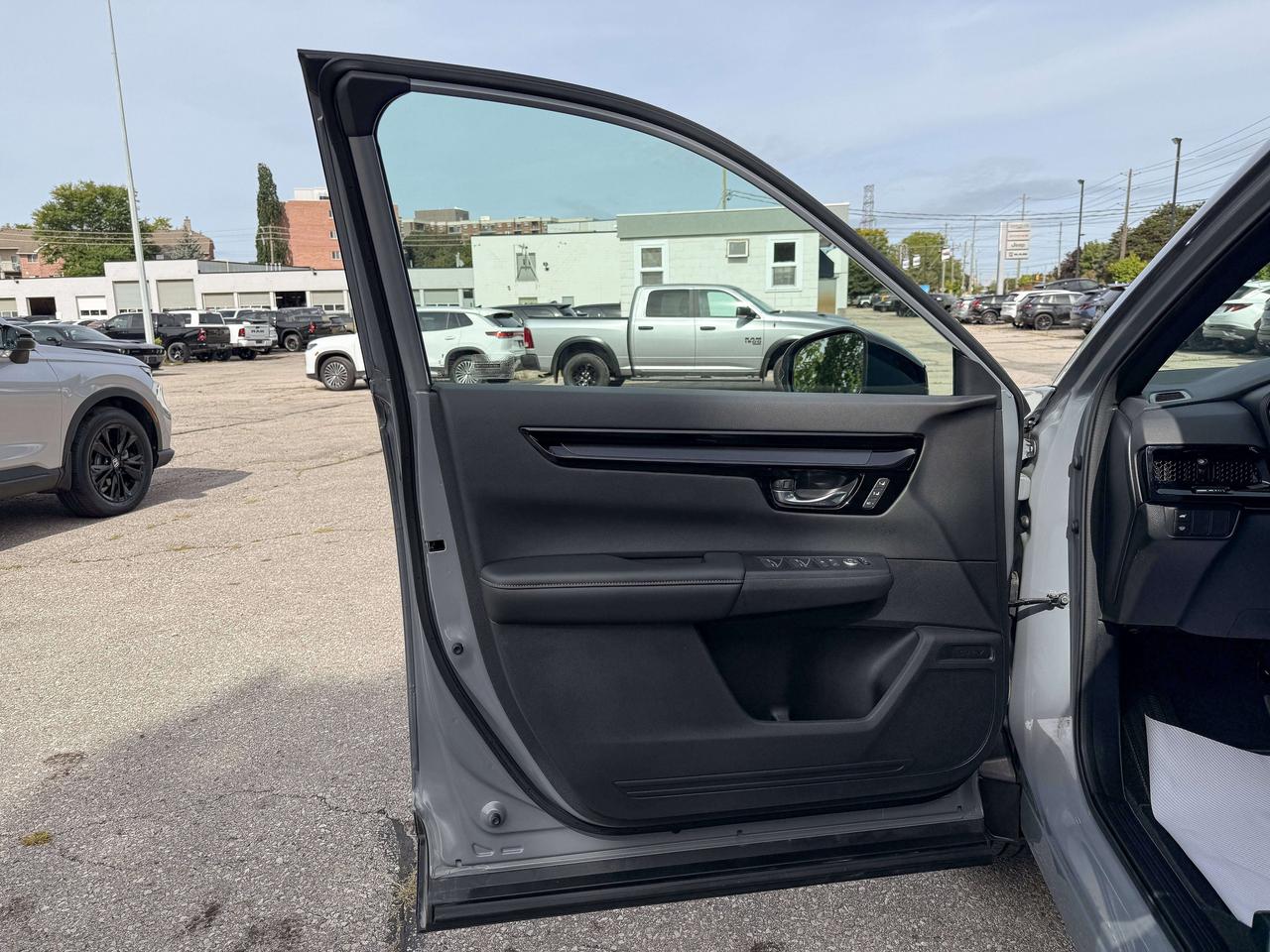 2026 Honda CR-V Touring | NAVIGATION | SUNROOF | BOSE AUDIO | Photo