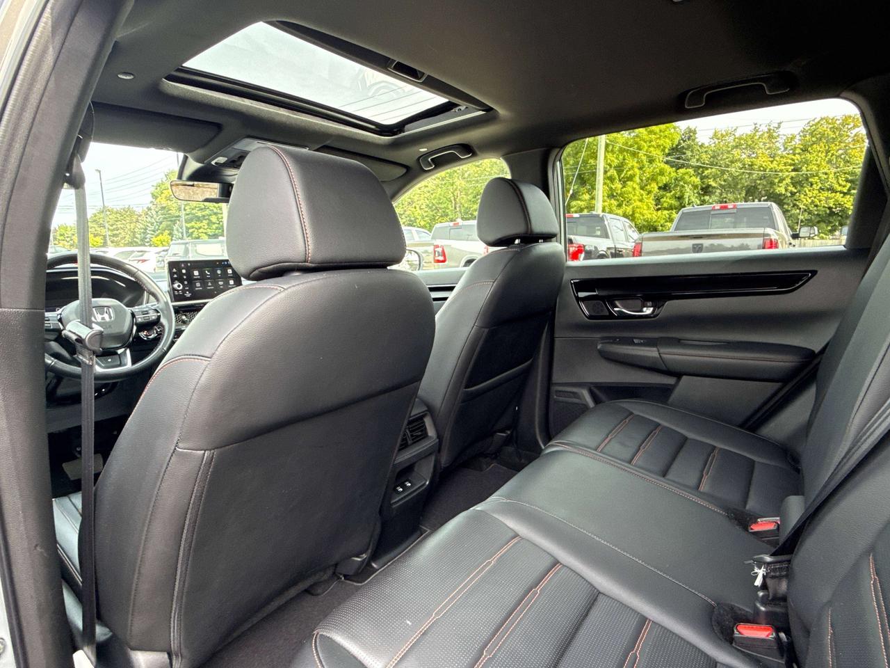 2026 Honda CR-V Touring | NAVIGATION | SUNROOF | BOSE AUDIO | Photo