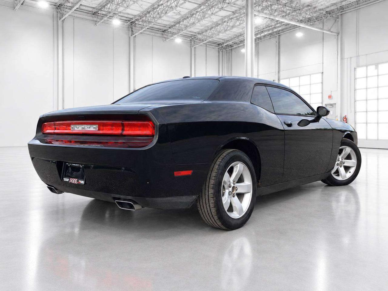 2014 Dodge Challenger SXT Plus | AS IS | RWD Photo4