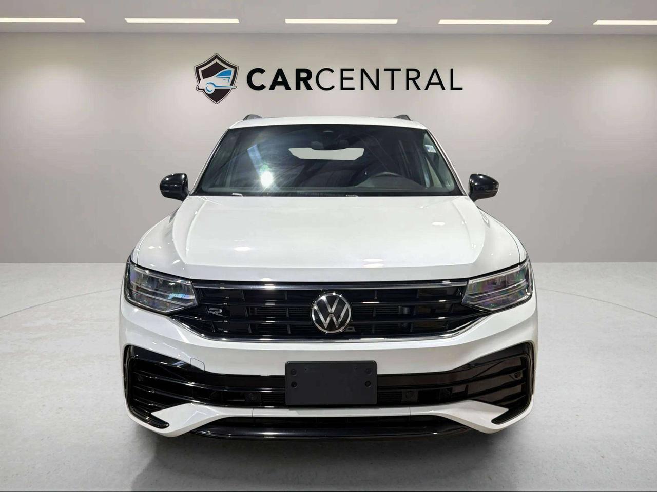 2022 Volkswagen Tiguan COMFORTLINE R-LINE| PANO| LEATHERETTE | CARPLAY Photo