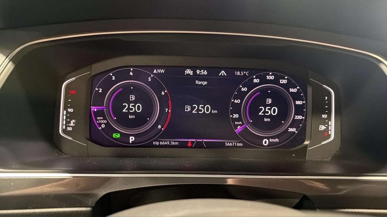 2022 Volkswagen Tiguan COMFORTLINE R-LINE| PANO| LEATHERETTE | CARPLAY Photo