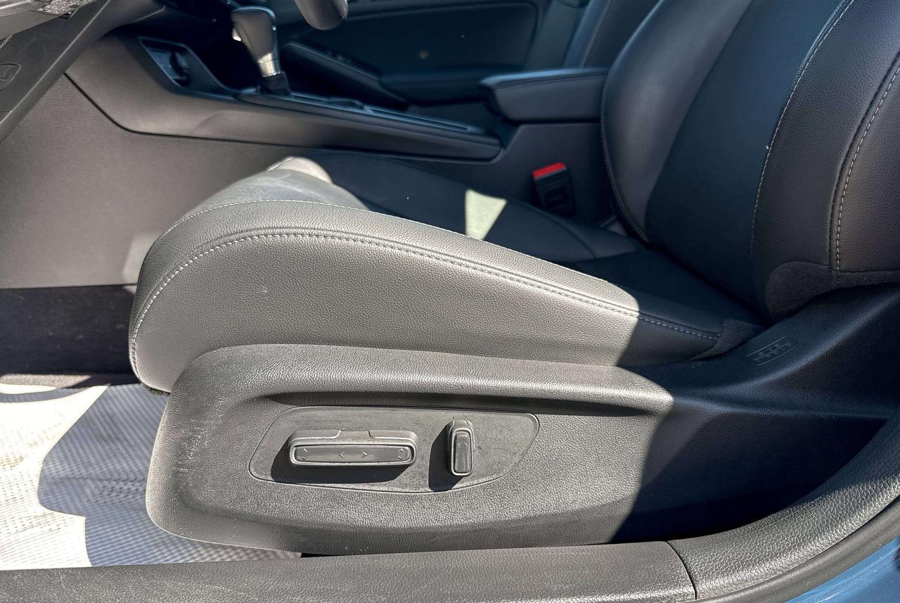 2025 Honda Civic Sport Touring| NAVIGATION | SUNROOF | REMOTE START Photo