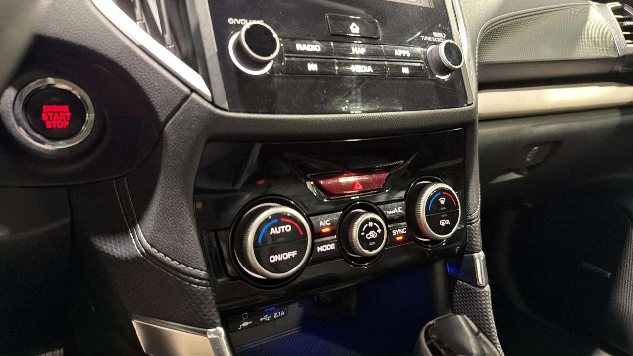 2024 Subaru Forester LIMITED | CLEAN CARFAX | LEATHER | CARPLAY | PANO Photo