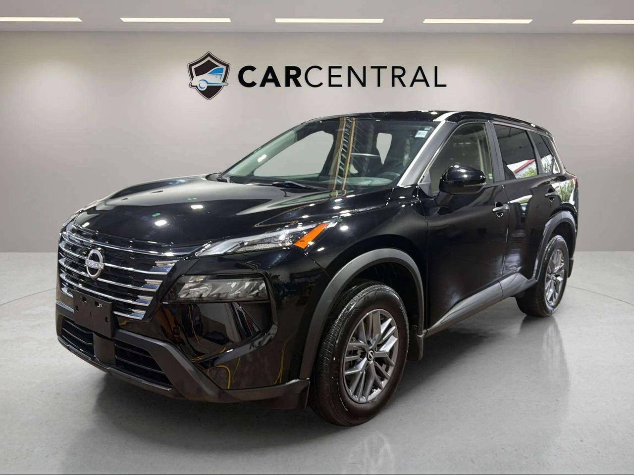 2024 Nissan Rogue S AWD | CLEAN CARFAX | 1 OWNER | CARPLAY| STARTER Photo0