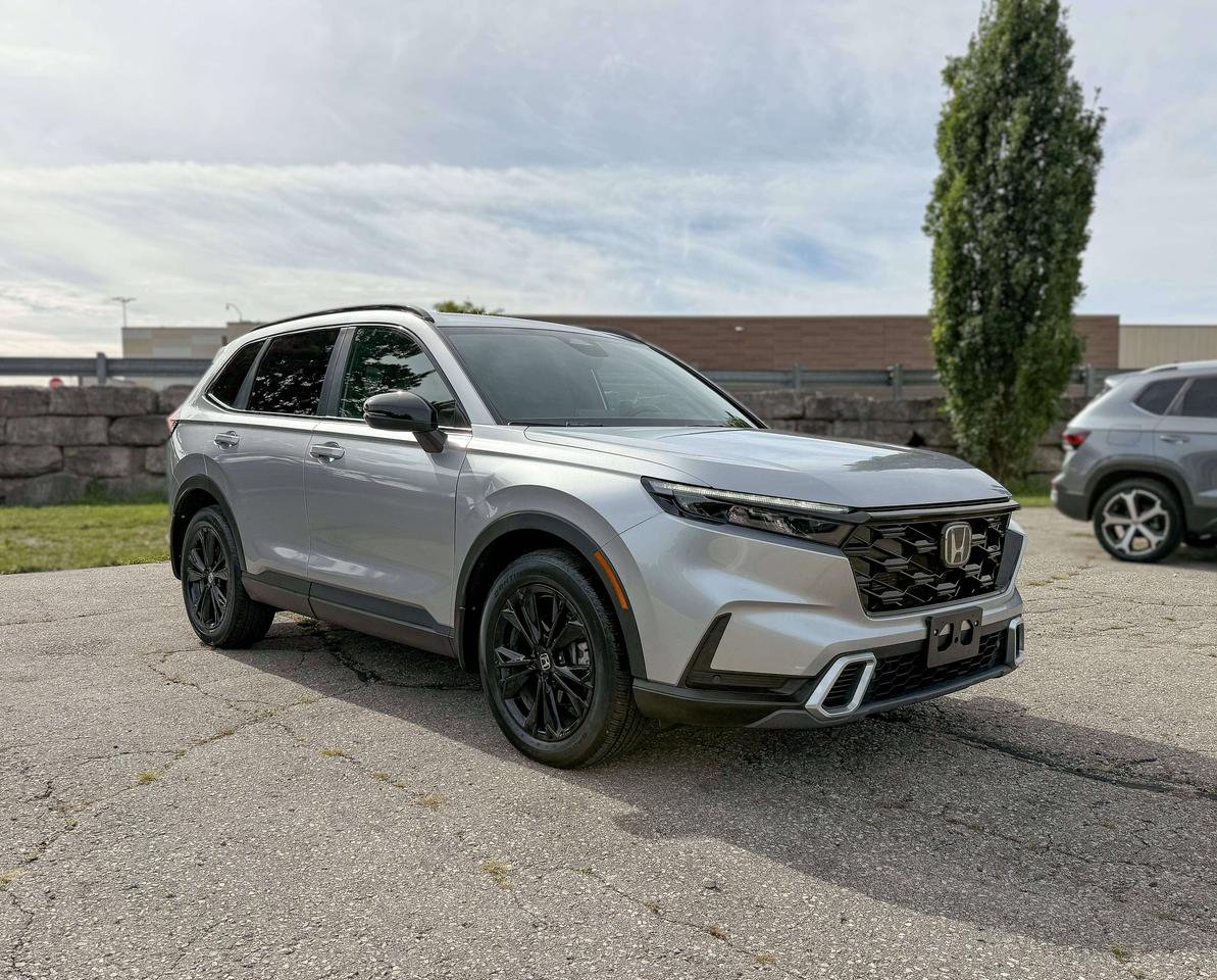2026 Honda CR-V Touring | NAVIGATION | SUNROOF | BOSE AUDIO | Photo
