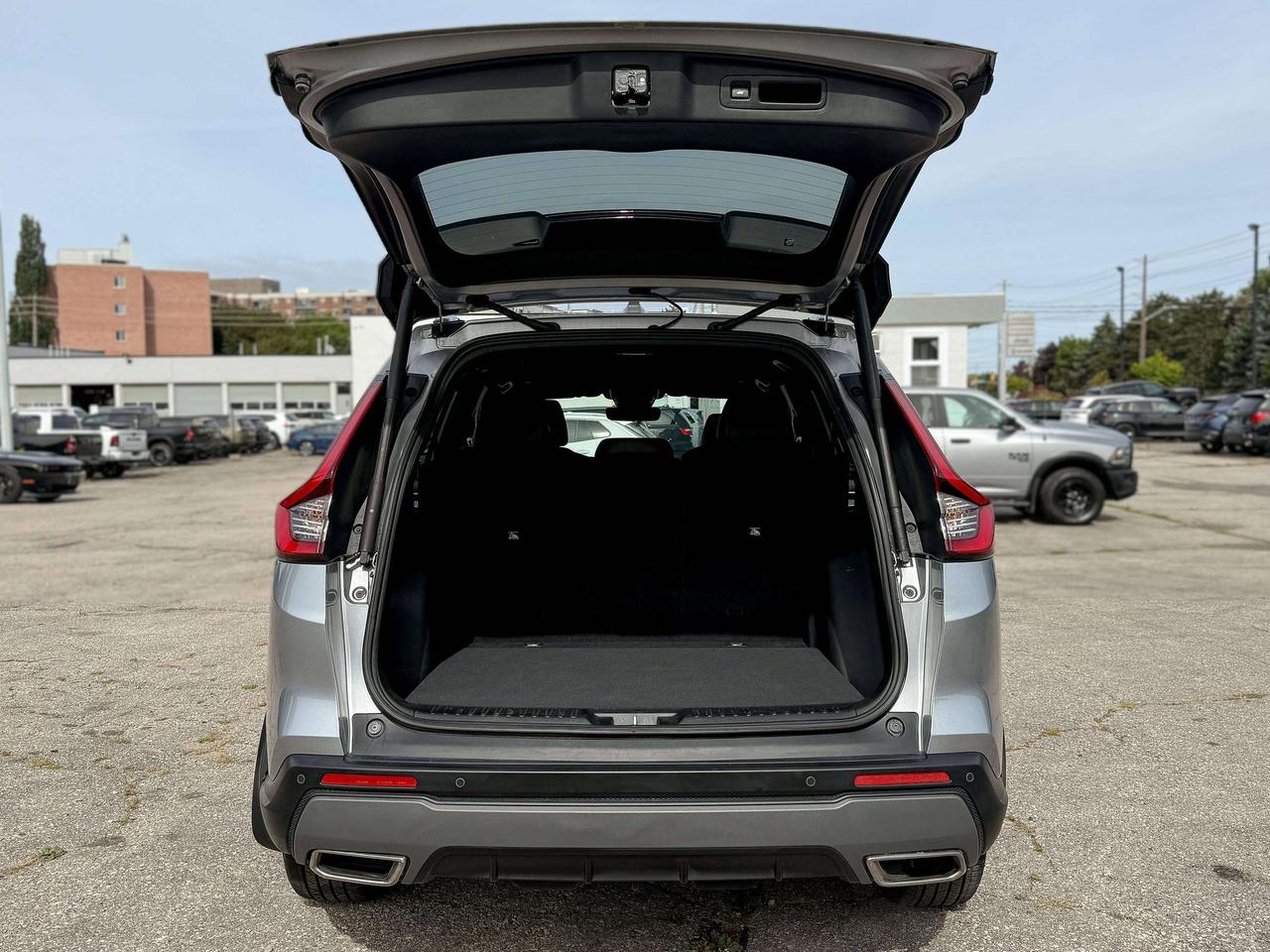 2026 Honda CR-V Touring | NAVIGATION | SUNROOF | BOSE AUDIO | Photo