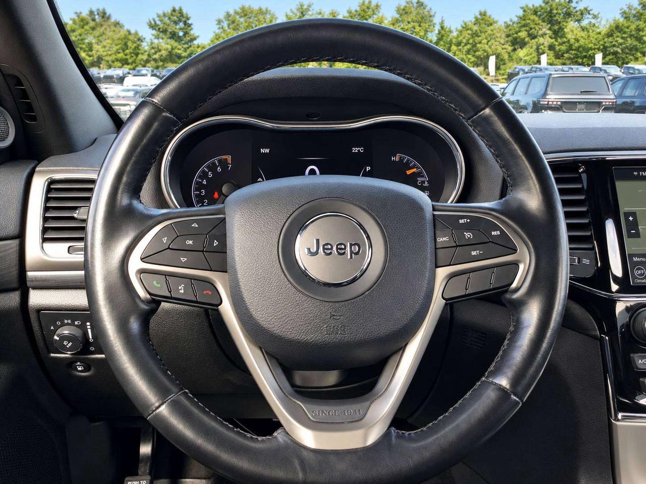 2020 Jeep Grand Cherokee Altitude Photo
