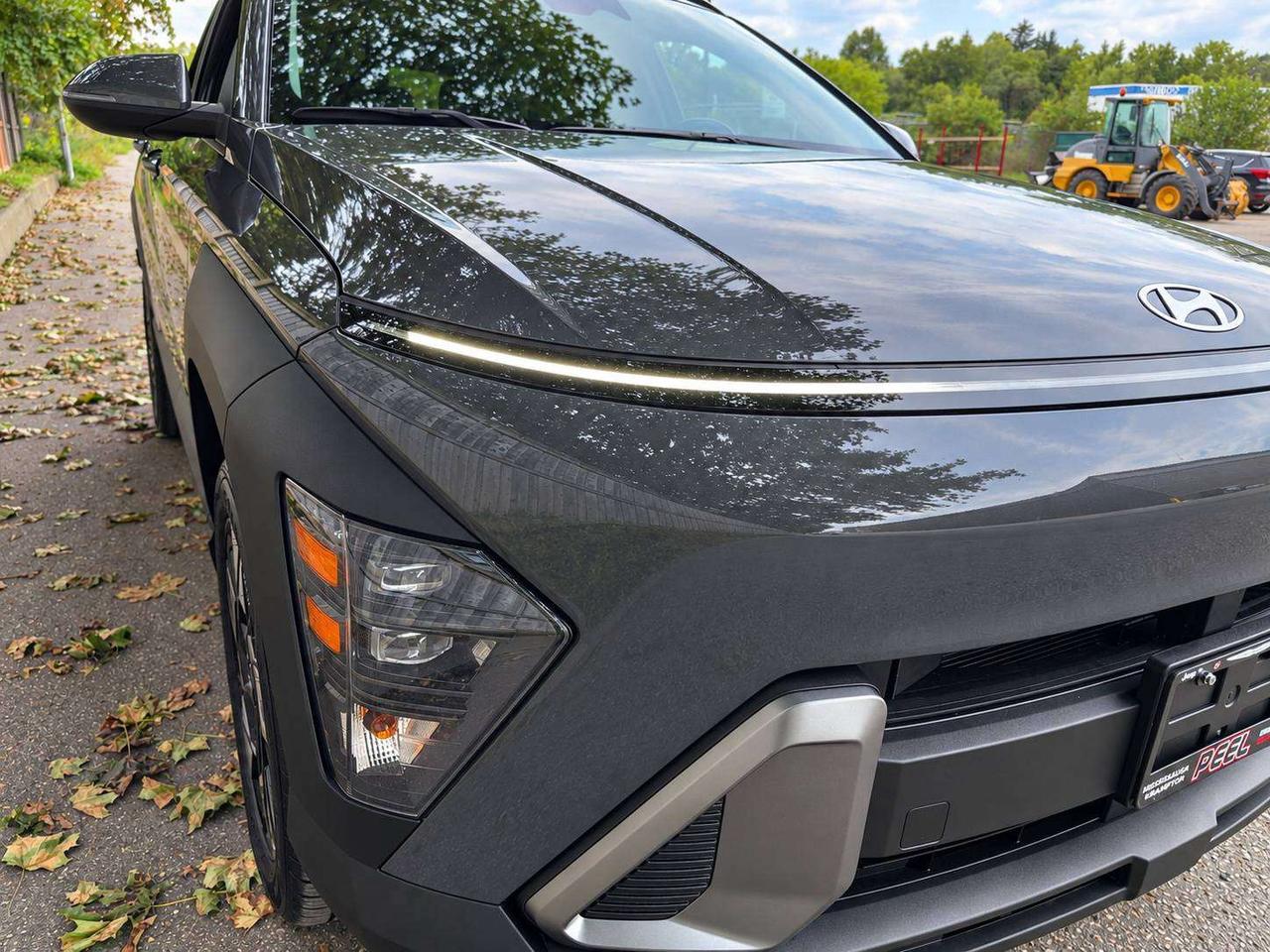 2024 Hyundai KONA Preferred | Heated Seats | Winter Tires | AWD Photo