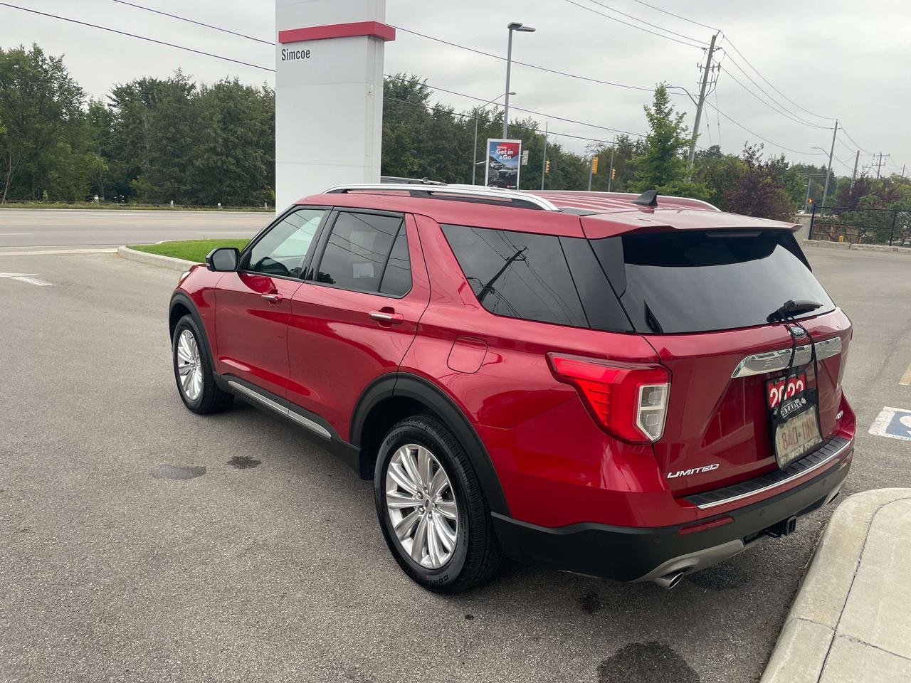 2022 Ford Explorer Limited 7 pass. AWD Photo