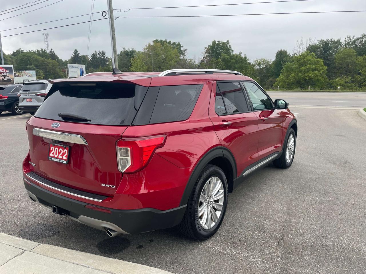 2022 Ford Explorer Limited 7 pass. AWD Photo