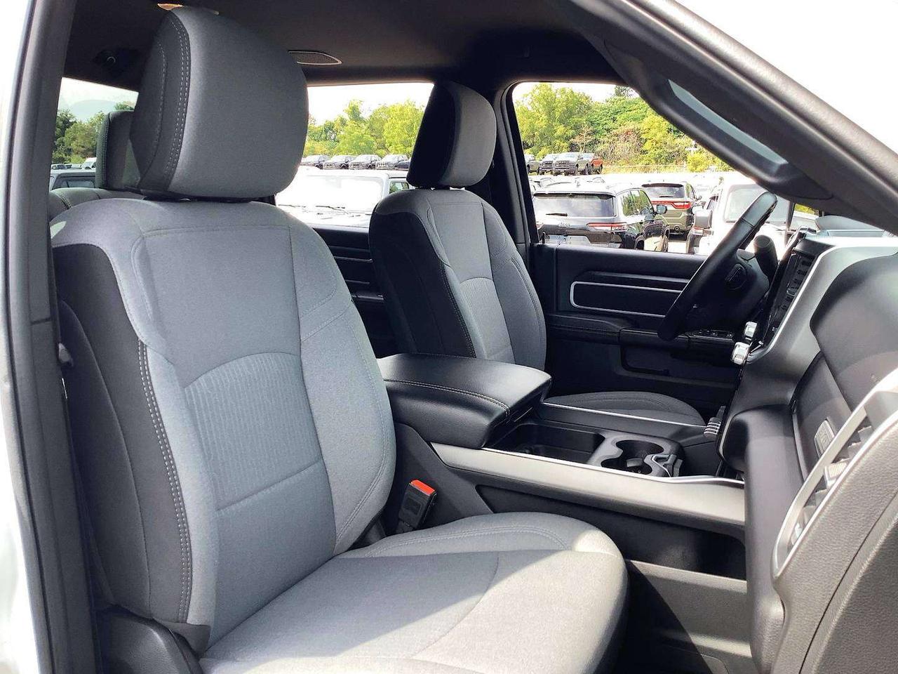 2024 RAM 2500 Big Horn 6.7L | Level 1 | 12" NAV | Alpine | 4X4 Photo