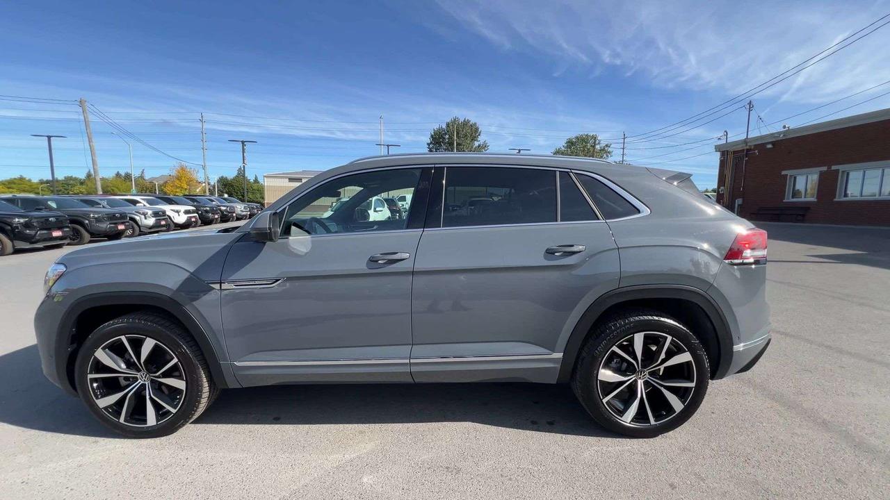 2026 Volkswagen Atlas EXCELINE R-LINE AWD | MASSAGE SEATS | PANO ROOF Photo