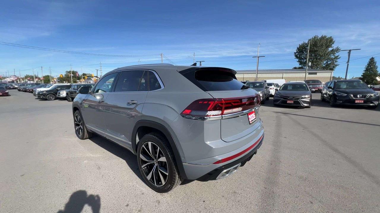 2026 Volkswagen Atlas EXCELINE R-LINE AWD | MASSAGE SEATS | PANO ROOF Photo
