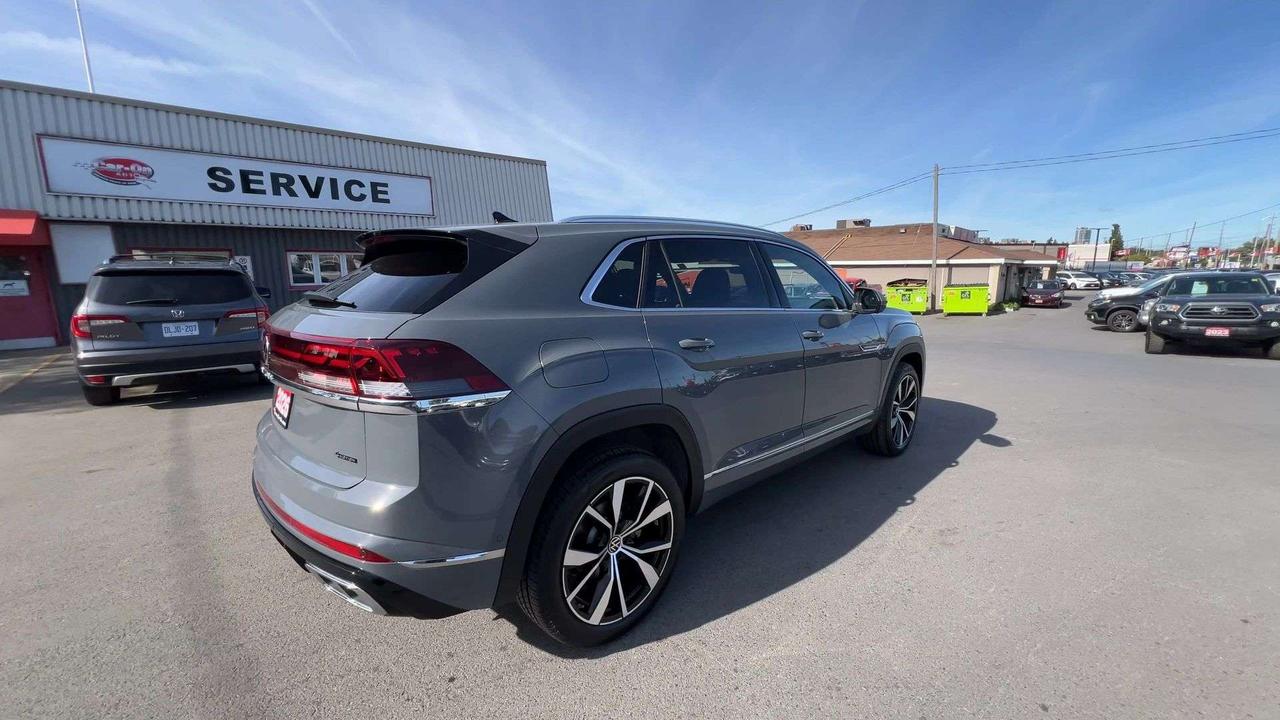 2026 Volkswagen Atlas EXCELINE R-LINE AWD | MASSAGE SEATS | PANO ROOF Photo