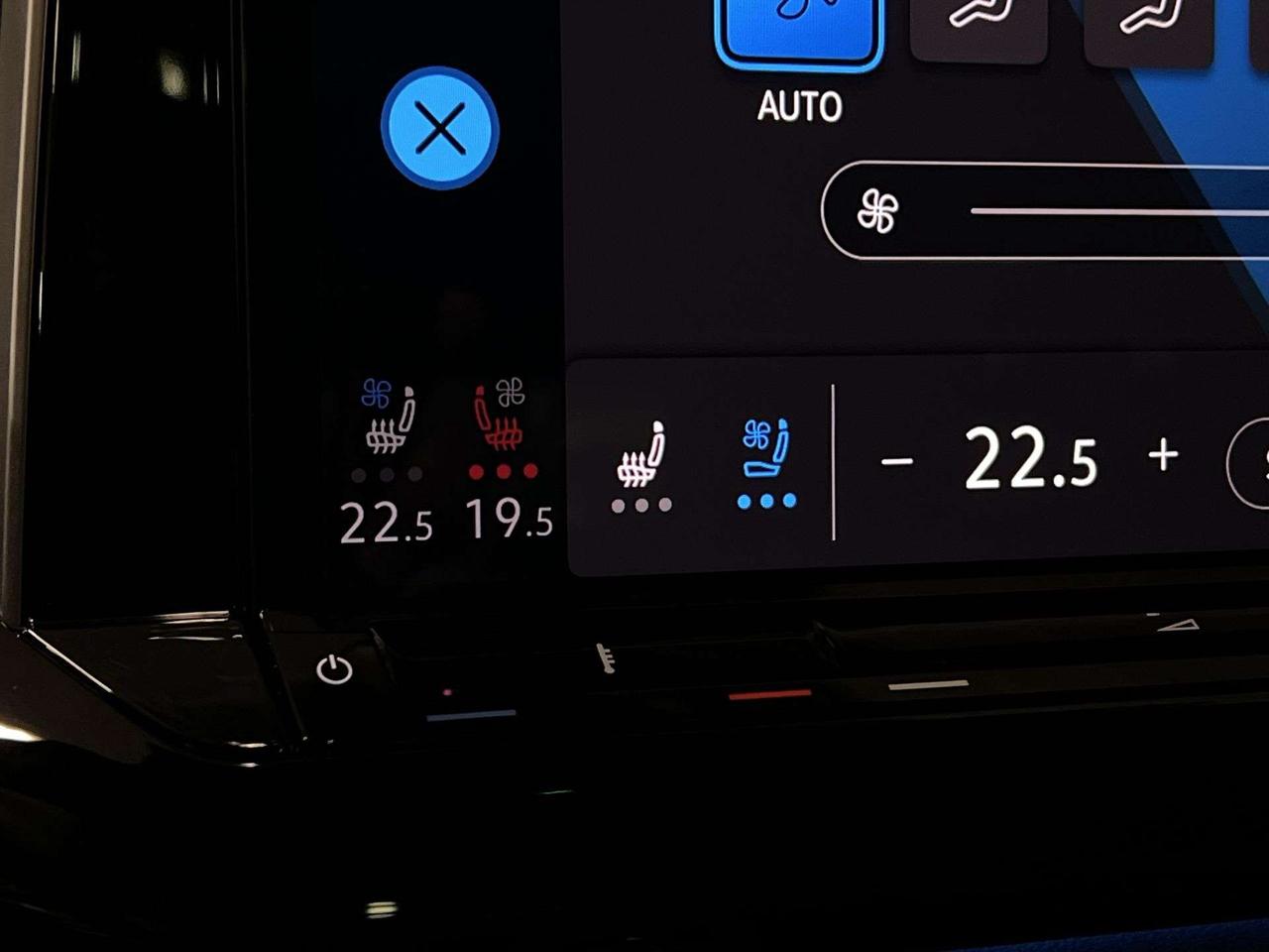 2026 Volkswagen Atlas EXCELINE R-LINE AWD | MASSAGE SEATS | PANO ROOF Photo