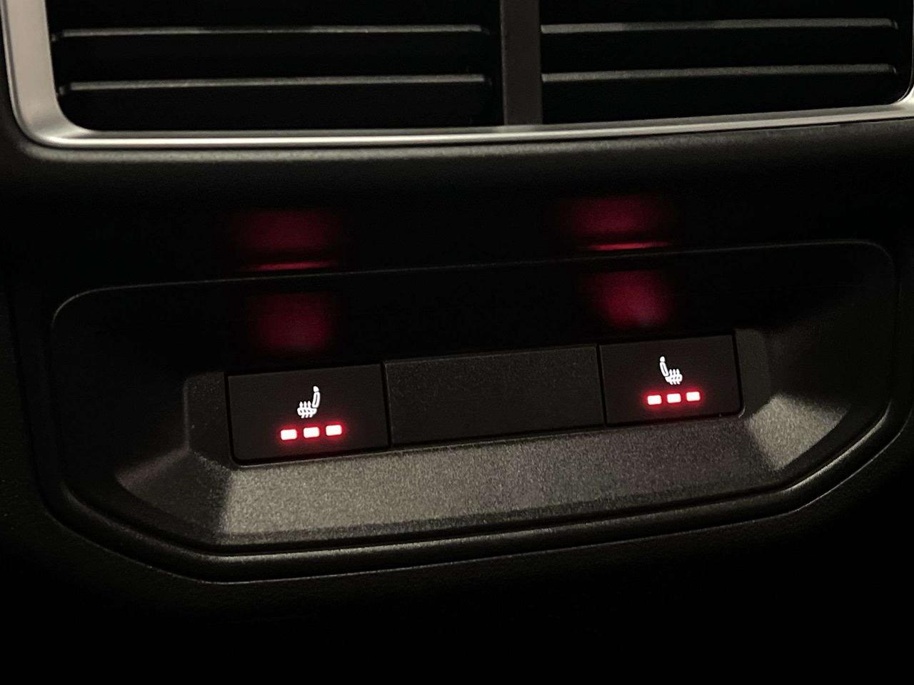 2026 Volkswagen Atlas EXCELINE R-LINE AWD | MASSAGE SEATS | PANO ROOF Photo