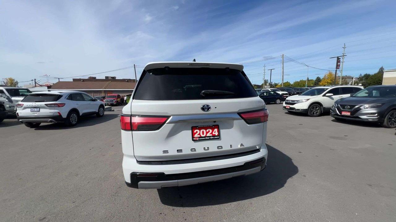 2024 Toyota Sequoia HYBRID CAPSTONE 4X4 | 7-PASS | LEATHER | PANO ROOF Photo