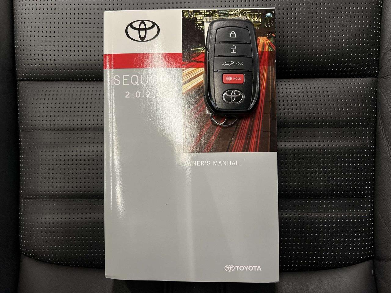 2024 Toyota Sequoia HYBRID CAPSTONE 4X4 | 7-PASS | LEATHER | PANO ROOF Photo