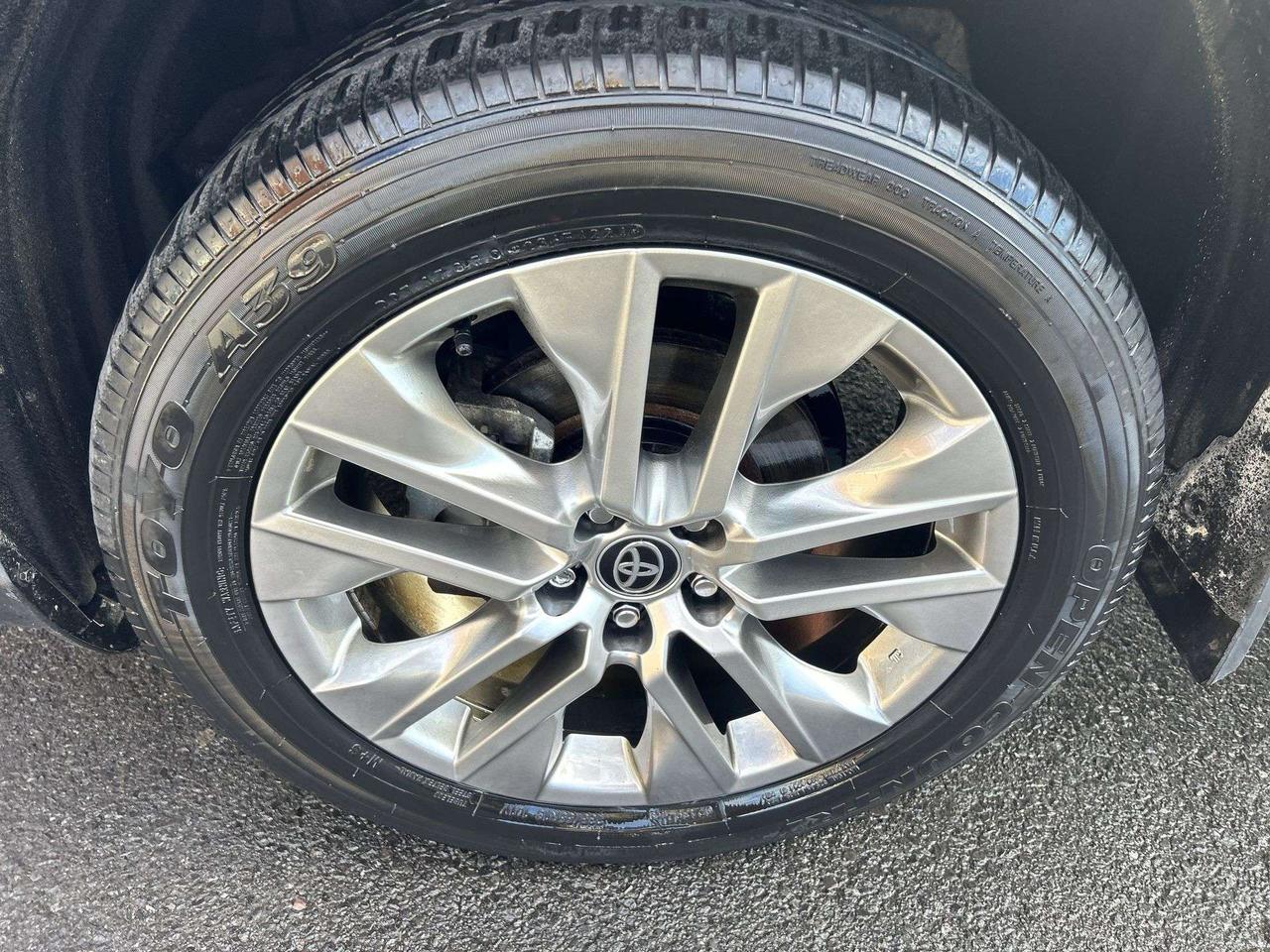 2025 Toyota RAV4 LIMITED AWD | COOLED LEATHER | SUNROOF | 360 CAM Photo