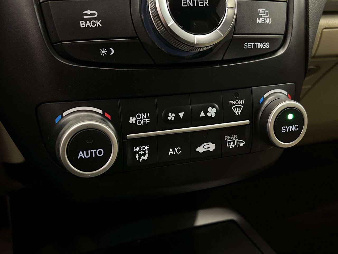 2017 Acura RDX TECHNOLOGY AWD | LEATHER | SUNROOF | REMOTE START Photo