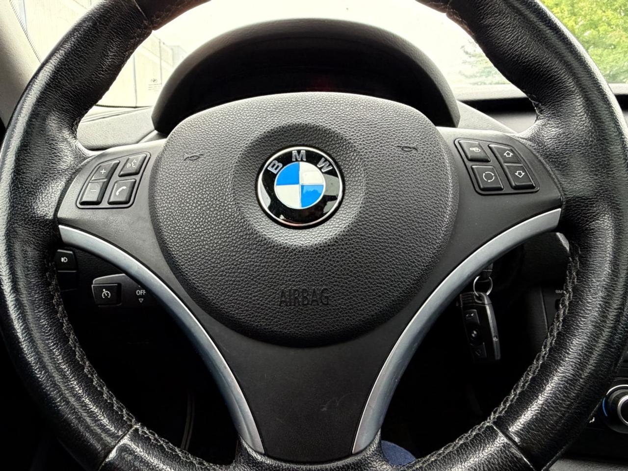 2012 BMW X1 xDrive28i Photo