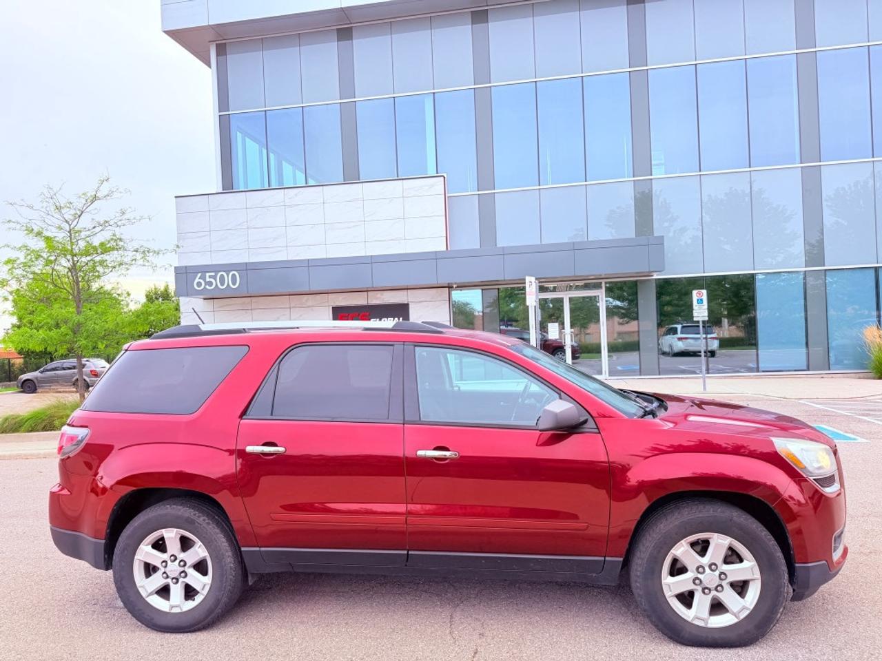 2015 GMC Acadia SLE-2 Front-wheel Drive Automatic Photo