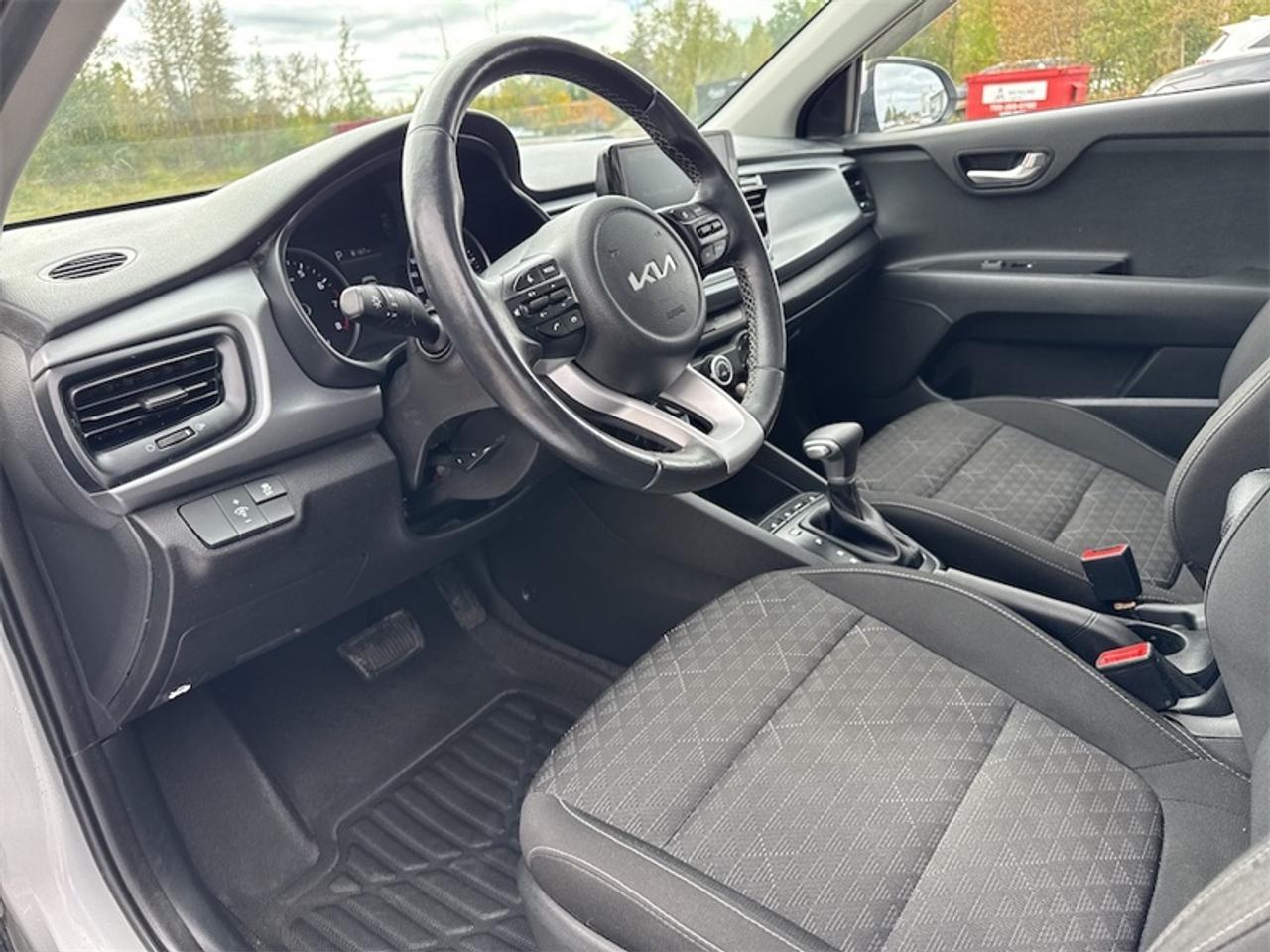 2023 Kia Rio 5-Door LX Premium  Sunroof - Low Mileage Photo
