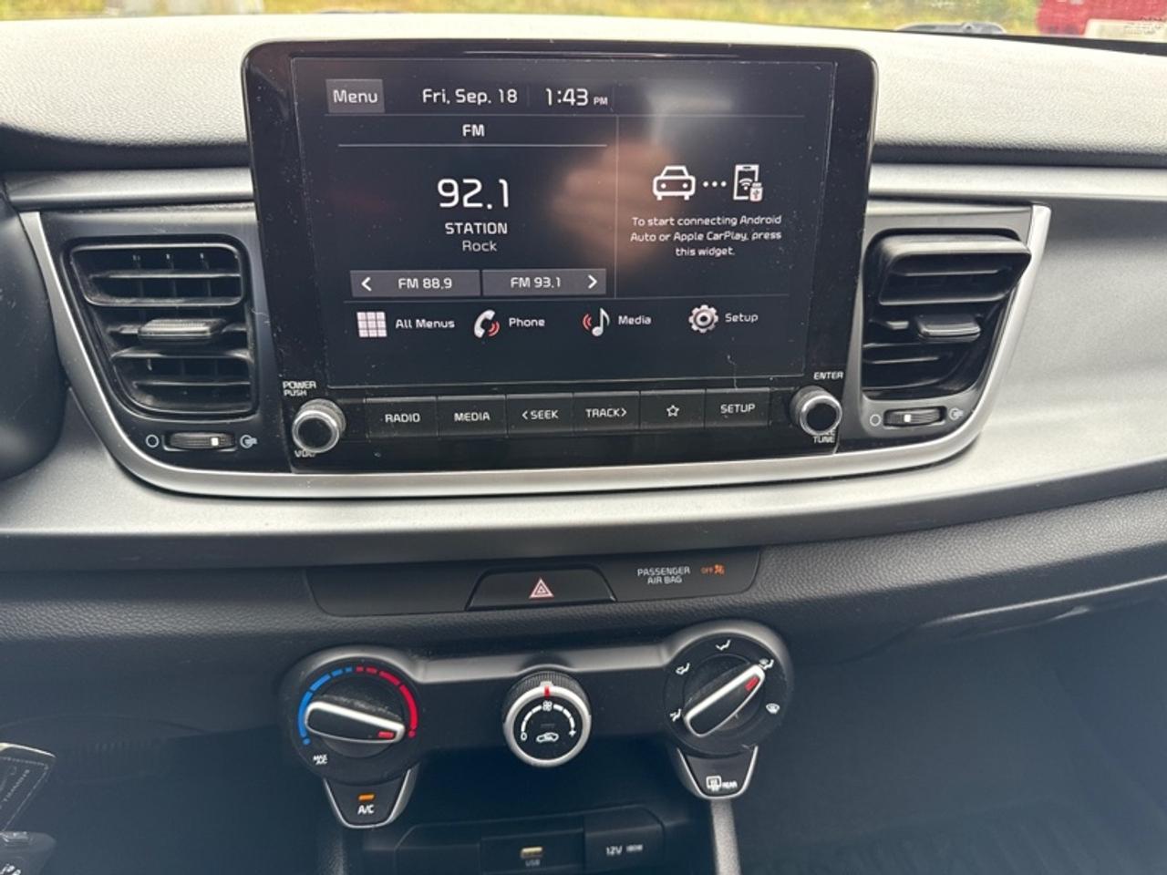 2023 Kia Rio 5-Door LX Premium  Sunroof - Low Mileage Photo