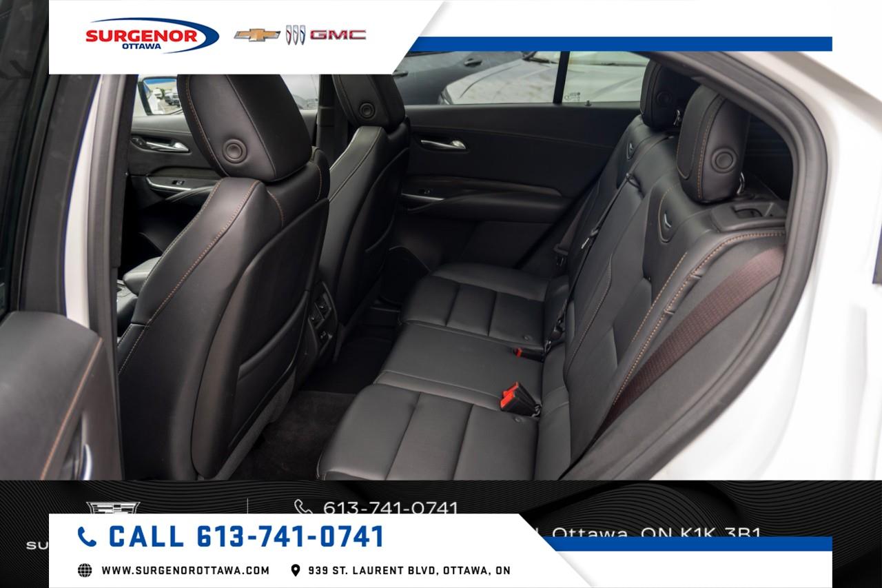 2023 Cadillac XT4 Sport Photo