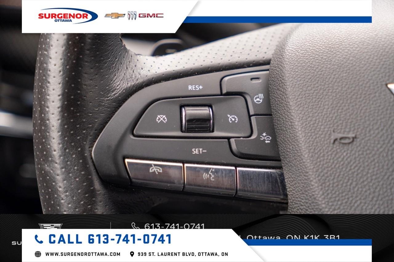 2023 Cadillac XT4 Sport Photo