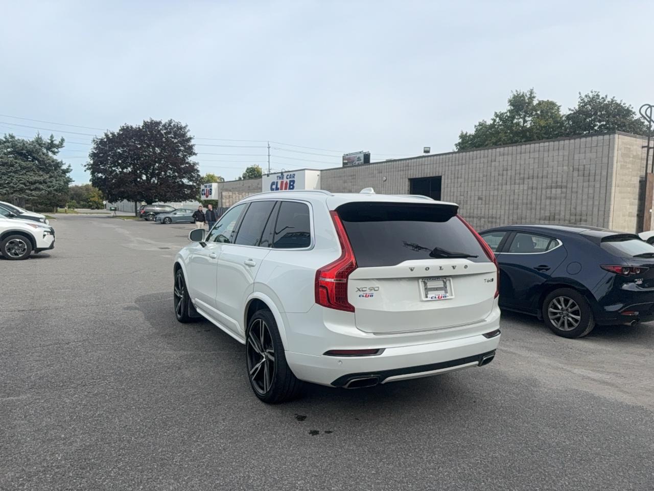 2018 Volvo XC90 R-DESIGN
