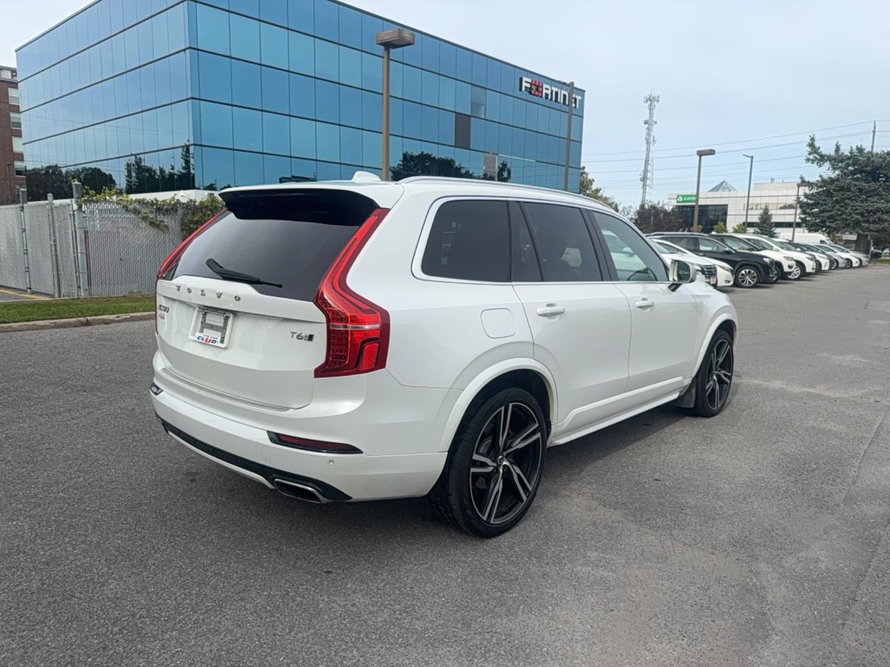 2018 Volvo XC90 R-DESIGN