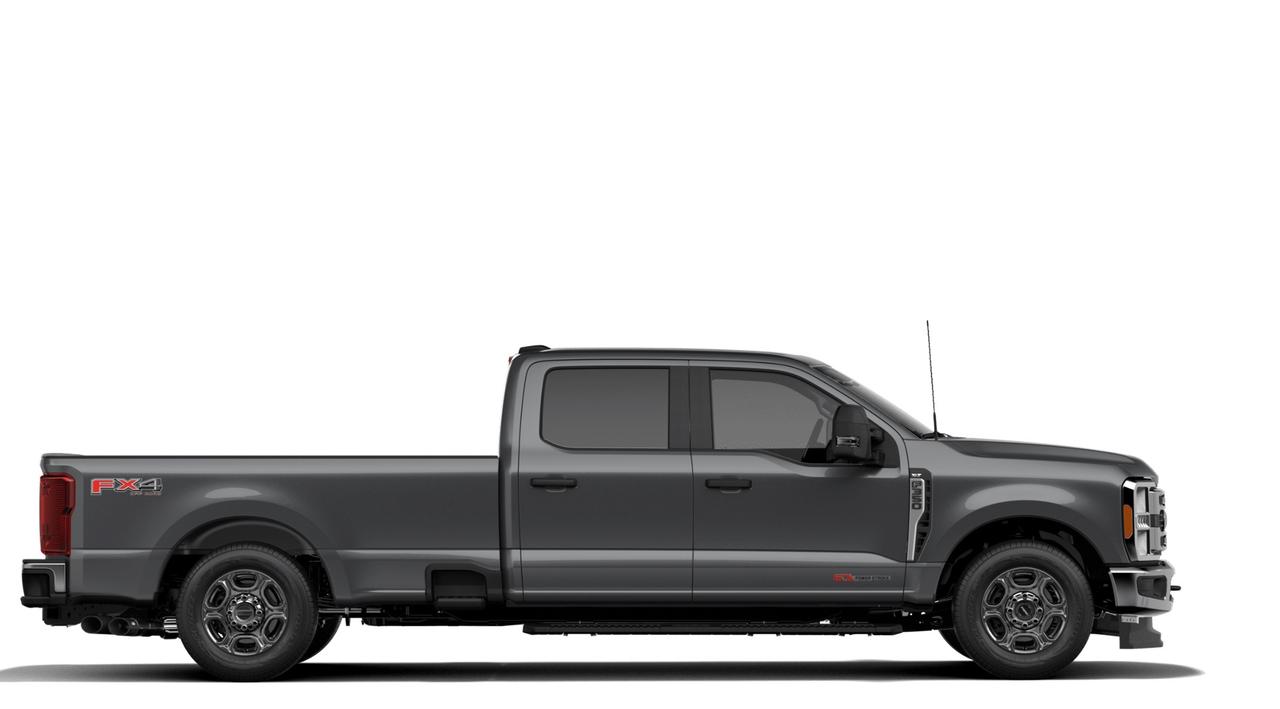 2027 Ford SUPER DUTY F-350 SRW XLT Photo4