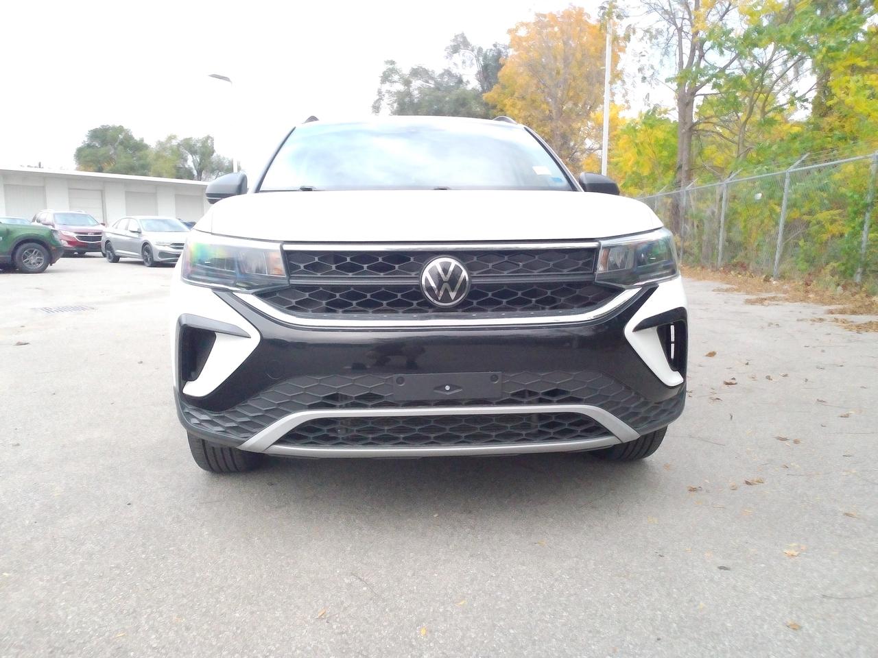 2023 Volkswagen Taos Trendline Photo