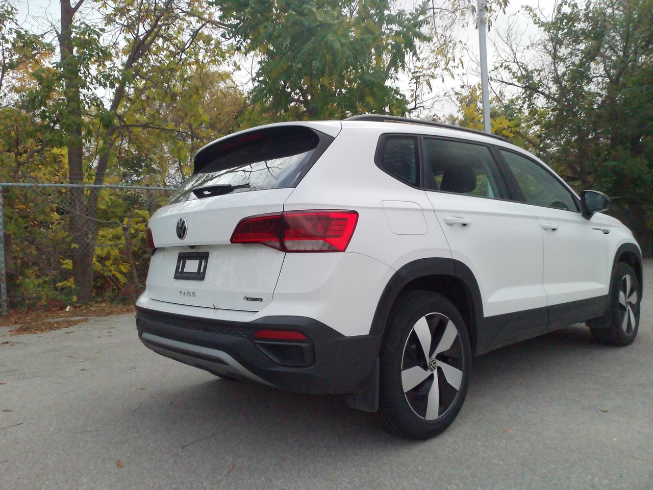 2023 Volkswagen Taos Trendline Photo