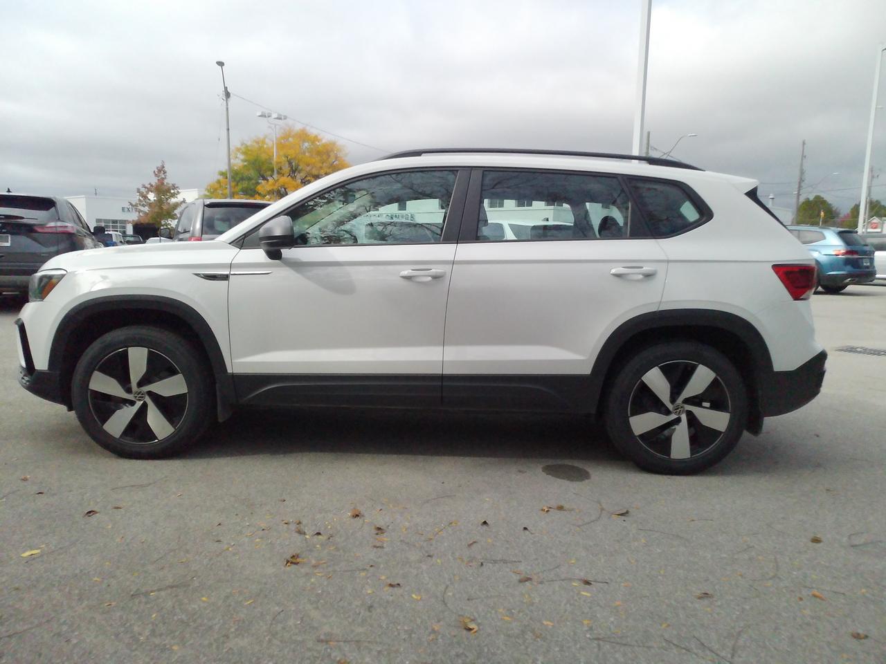 2023 Volkswagen Taos Trendline Photo